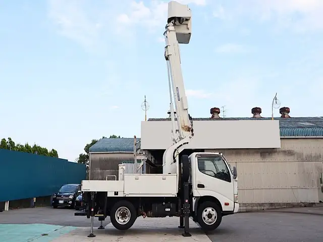 日野 デュトロ 小型 高所・建柱車 高所作業車 電工仕様の中古トラック画像5