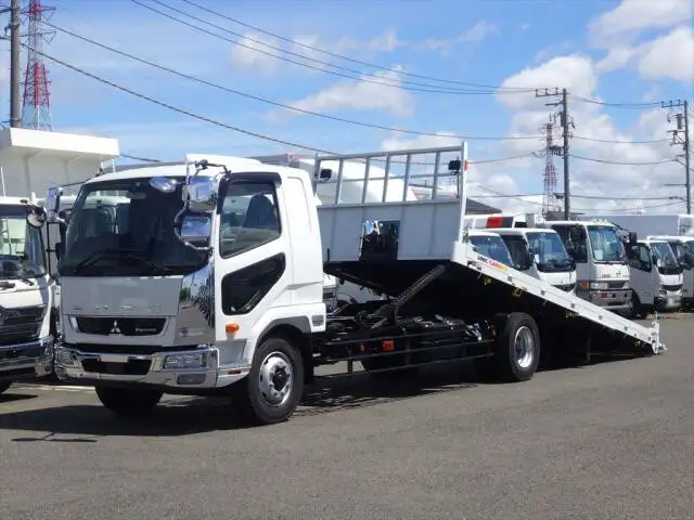 三菱 ファイター 中型/増トン 車両重機運搬 ラジコン ウインチの中古トラック画像1