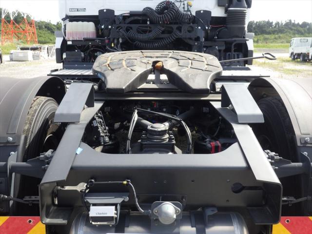 日産UD クオン 大型 トラクター ハイルーフ 1デフ｜画像8