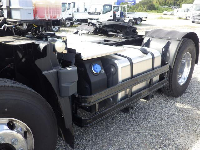 日産UD クオン 大型 トラクター ハイルーフ 1デフ｜画像14