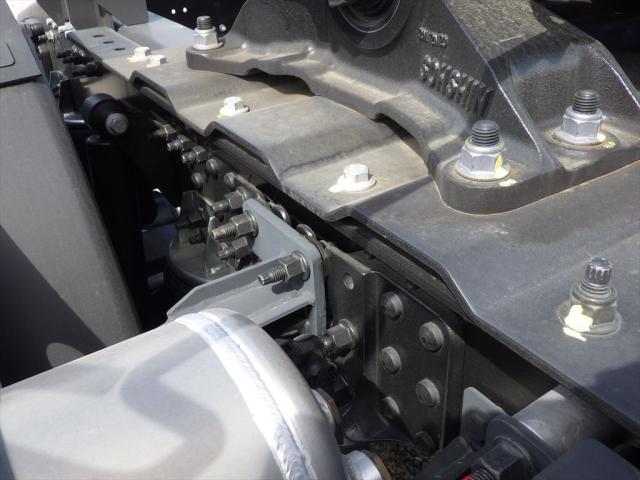 日産UD クオン 大型 トラクター ハイルーフ 1デフ｜画像17