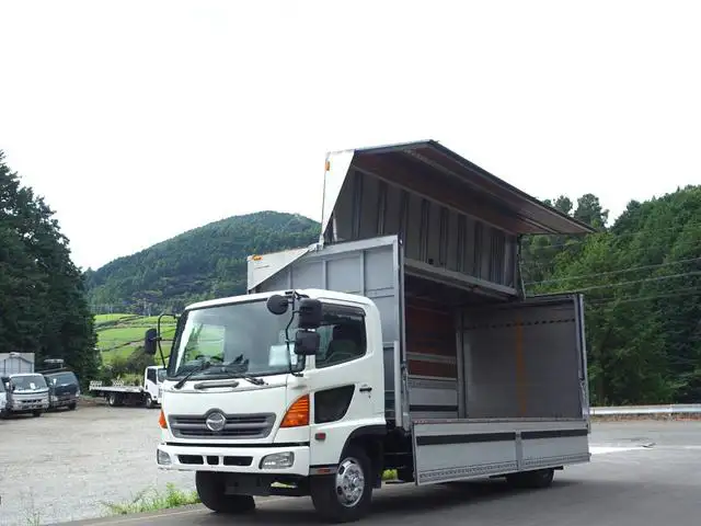 日野 レンジャー 中型/増トン ウイング パワーゲート エアサスの中古トラック画像9