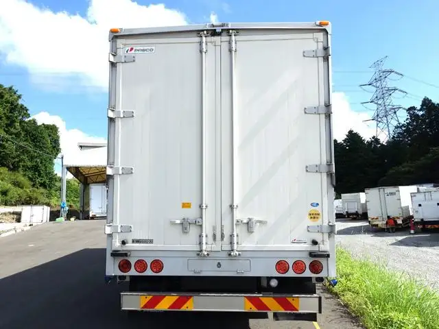 いすゞ フォワード 中型/増トン ウイング 床鉄板 ベッドの中古トラック画像4