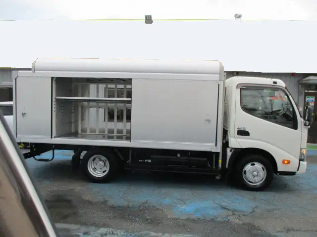 日野 デュトロ 小型 アルミバン ボトルカー サイドドアの中古トラック画像7
