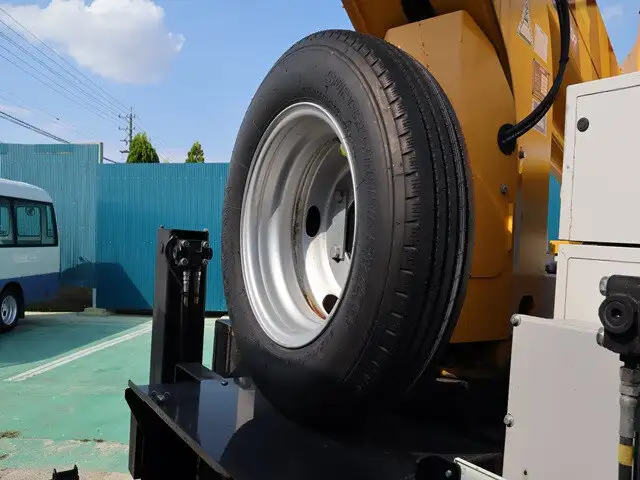 いすゞ エルフ 小型 高所・建柱車 高所作業車 電工仕様の中古トラック画像10
