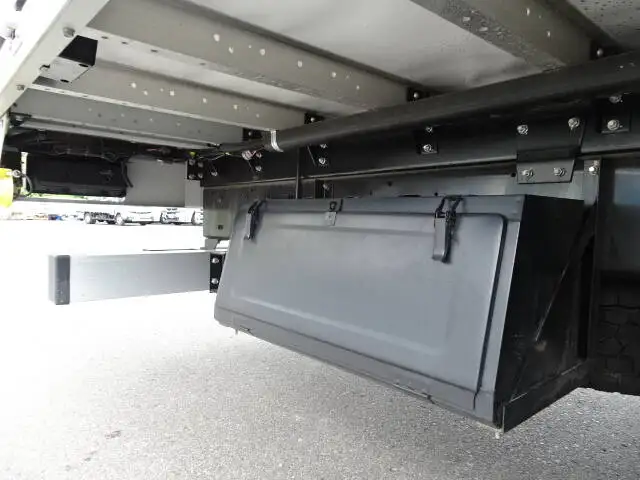 三菱 ファイター 中型/増トン ウイング エアサス ベッドの中古トラック画像像17