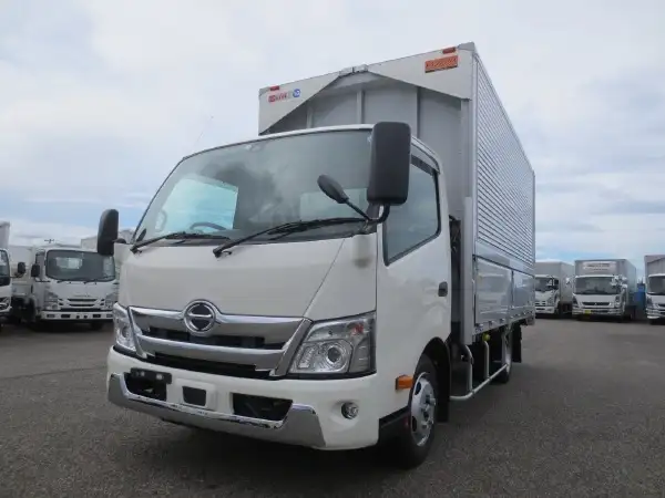 日野 デュトロ 小型 ウイング 2RG-XZU710M R5の中古トラック画像4