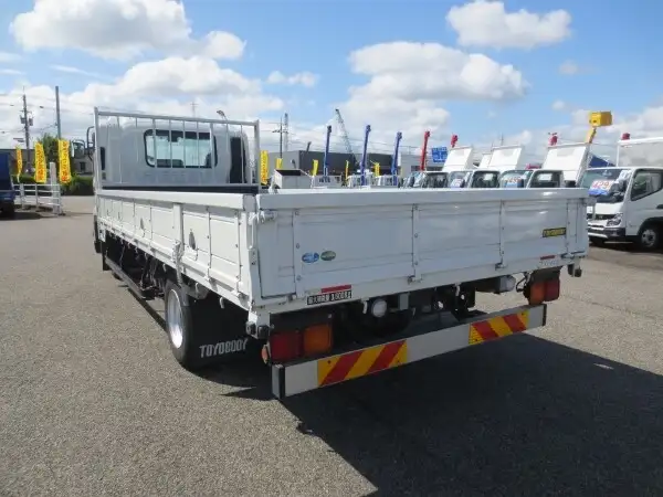いすゞ フォワード 中型/増トン 平ボディ 2PG-FRR90S1 H30の中古トラック画像4