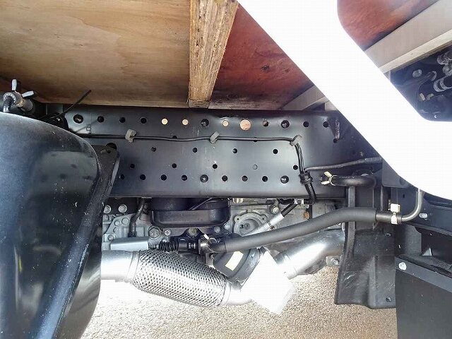 いすゞ エルフ 小型 平ボディ TRG-NHR85A H29｜画像17