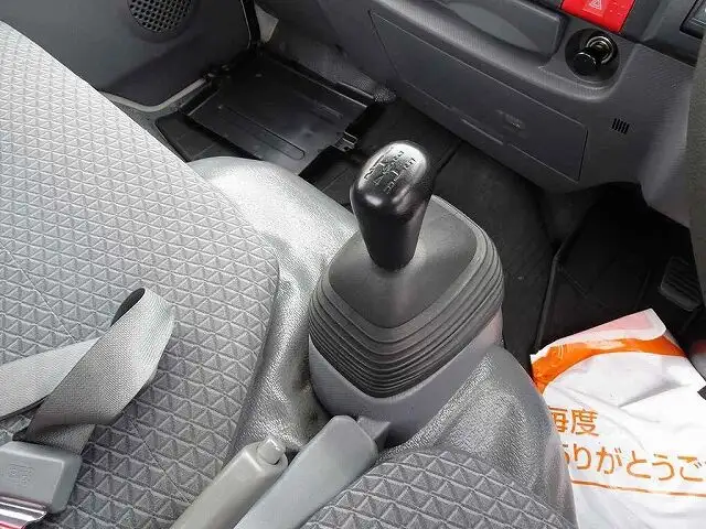 いすゞ エルフ 小型 平ボディ TRG-NHR85A H30の中古トラック画像13