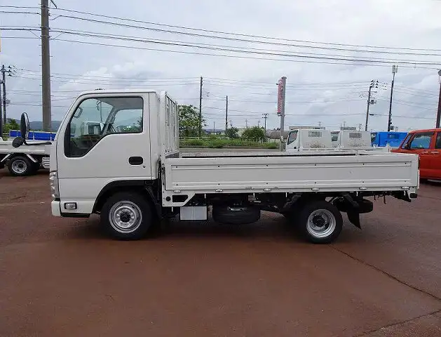いすゞ エルフ 小型 平ボディ TRG-NHR85A H30の中古トラック画像2