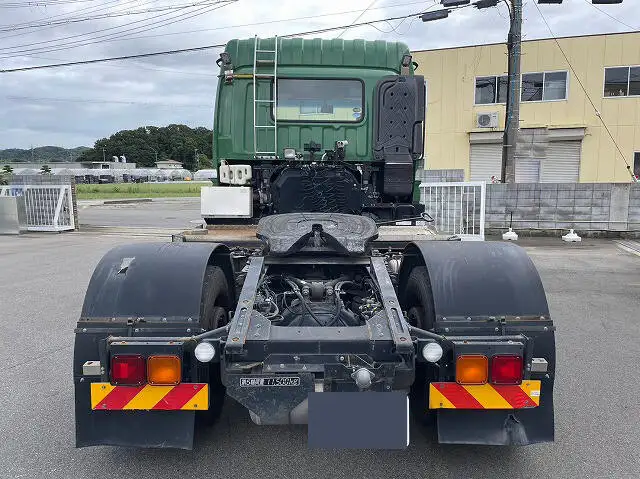 いすゞ ギガ 大型 トラクター ハイルーフ 1デフの中古トラック画像4