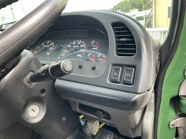 いすゞ ギガ 大型 トラクター ハイルーフ 1デフの中古トラック画像14