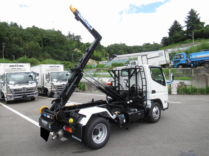 三菱 キャンター 小型 アームロール ツインホイスト 2RG-FBAV0｜画像3