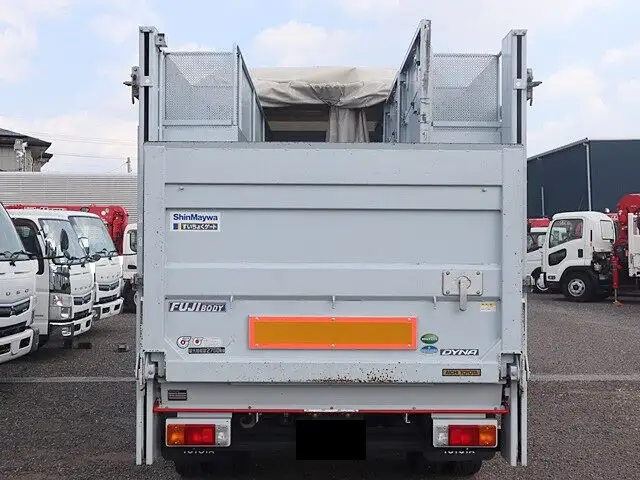 トヨタ ダイナ 小型 特殊車両 BKG-XZU404 H23の中古トラック画像3
