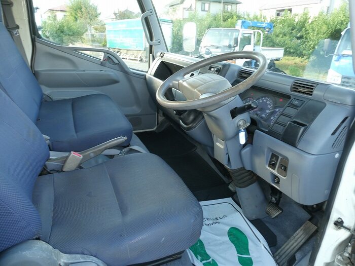三菱 キャンター 小型 平ボディ 床鉄板 PDG-FE82D｜画像11