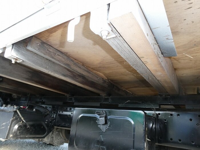 三菱 キャンター 小型 平ボディ 床鉄板 PDG-FE82D｜画像18