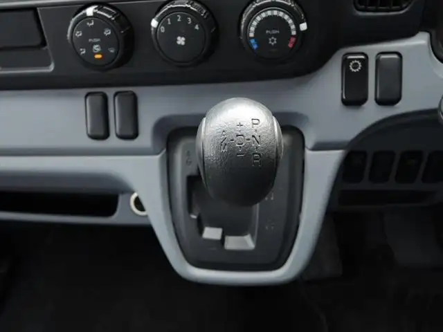 日産 アトラス 小型 クレーン付 床鉄板 4段の中古トラック画像16