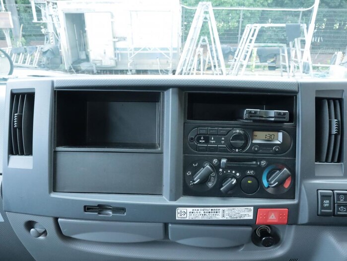 いすゞ エルフ 小型 アルミバン シャッター式 TRG-NJR85AN｜画像13