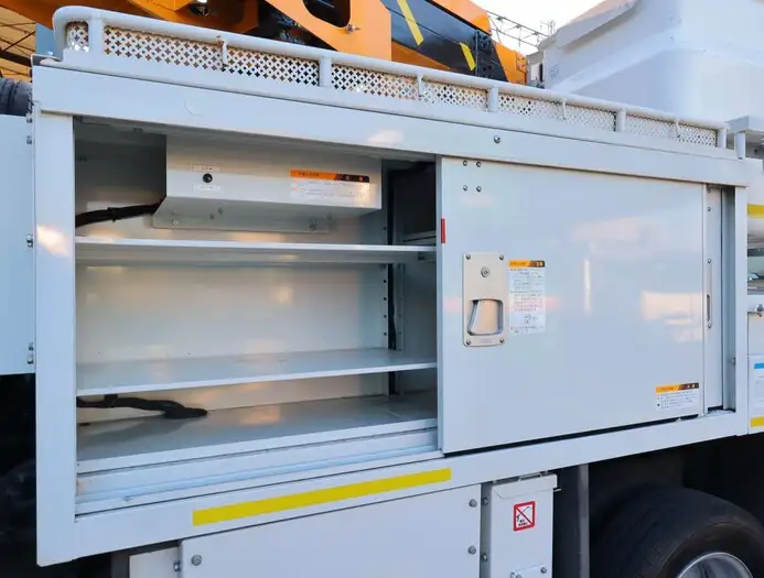日野 デュトロ 小型 高所・建柱車 高所作業車 電工仕様の中古トラック画像6