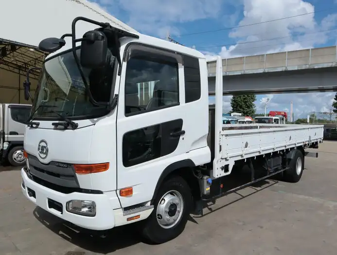 日産UD コンドル 中型/増トン 平ボディ ベッド TKG-MK38Lの中古トラック画像1