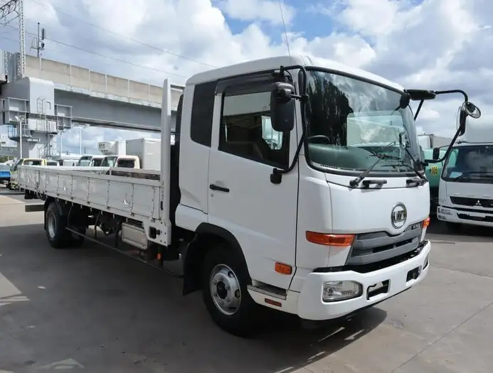 日産UD コンドル 中型/増トン 平ボディ ベッド TKG-MK38Lの中古トラック画像2