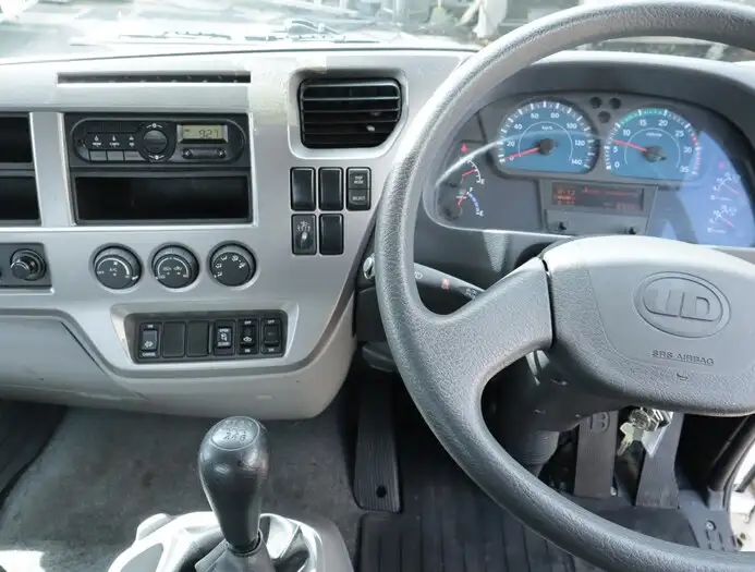 日産UD コンドル 中型/増トン 平ボディ ベッド TKG-MK38Lの中古トラック画像12
