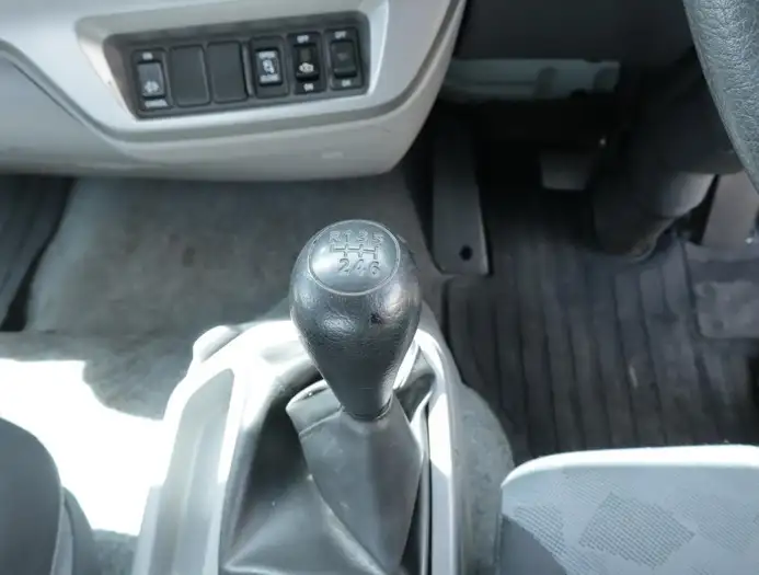 日産UD コンドル 中型/増トン 平ボディ ベッド TKG-MK38Lの中古トラック画像13