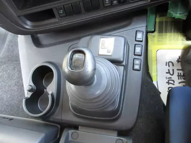いすゞ ギガ 大型 トラクター ハイルーフ 1デフ｜画像10