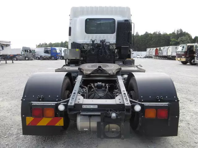 いすゞ ギガ 大型 トラクター ハイルーフ 1デフ｜画像3