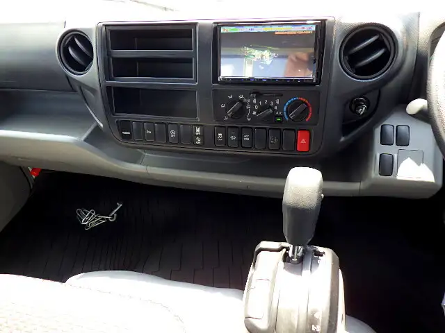 日野 デュトロ 小型 平ボディ 2RG-XZC710M H31/R1の中古トラック画像10