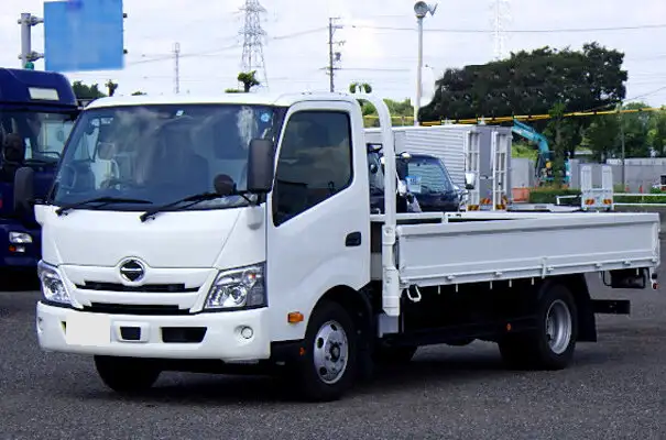 日野 デュトロ 小型 平ボディ 2RG-XZC710M H31/R1の中古トラック画像1