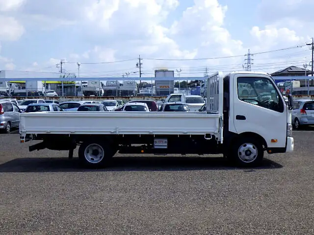 日野 デュトロ 小型 平ボディ 2RG-XZC710M H31/R1の中古トラック画像3