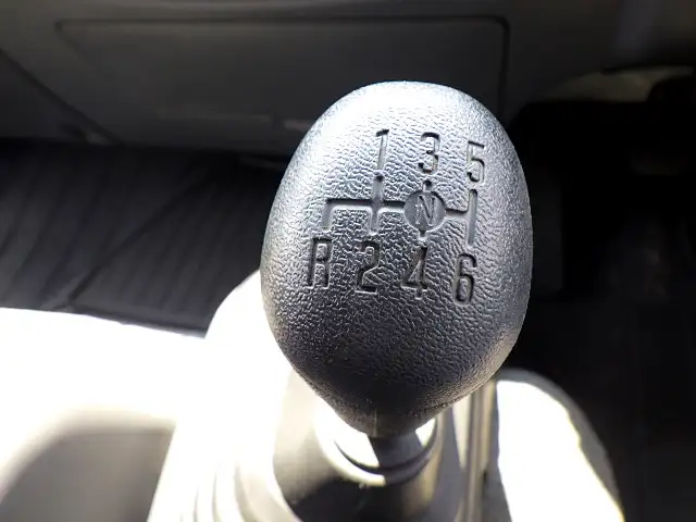 いすゞ フォワード 中型/増トン ウイング ベッド 2RG-FRR90S2の中古トラック画像12