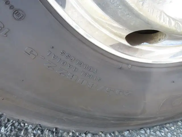 日野 プロフィア 大型 トラクター ハイルーフ 1デフの中古トラック画像20