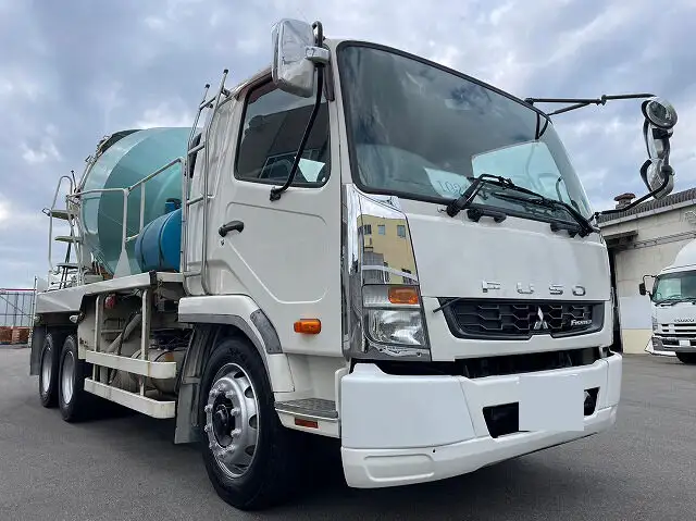 三菱 ファイター 中型/増トン ミキサー・ポンプ ベッド QDG-FQ62Fの中古トラック画像1