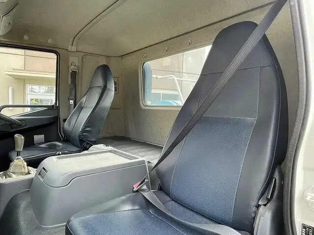 三菱 ファイター 中型/増トン ミキサー・ポンプ ベッド QDG-FQ62Fの中古トラック画像12