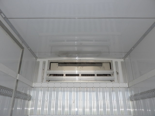 いすゞ フォワード 中型 冷凍冷蔵 低温 パワーゲート｜画像4