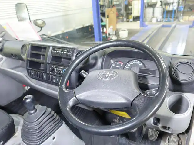 トヨタ トヨエース 小型 アルミバン パワーゲート 床鉄板の中古トラック画像11
