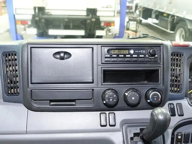 三菱 キャンター 小型 ウイング SKG-FEB50 H23の中古トラック画像11