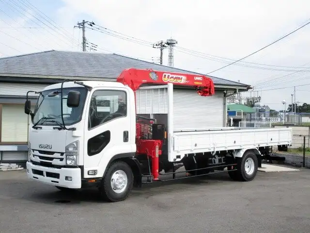 いすゞ フォワード 中型/増トン クレーン付 4段 ラジコンの中古トラック画像1