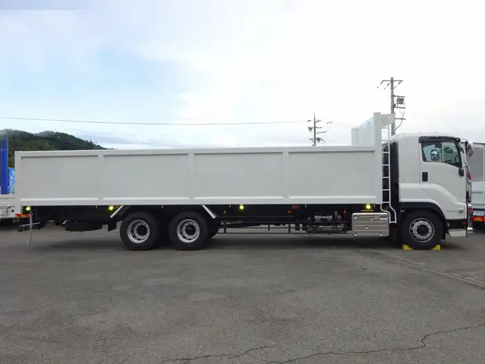 いすゞ ギガ 大型 特殊車両 2PG-CYL77C H31/R1の中古トラック画像3