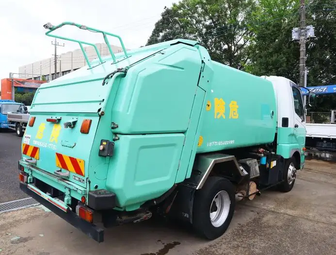 三菱 ファイター 中型/増トン パッカー車 巻き込み式 回転ダンプ式の中古トラック画像2