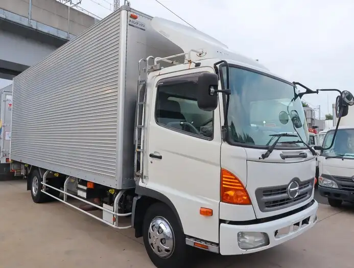 日野 レンジャー 中型/増トン アルミバン パワーゲート BKG-FC7JKYAの中古トラック画像2