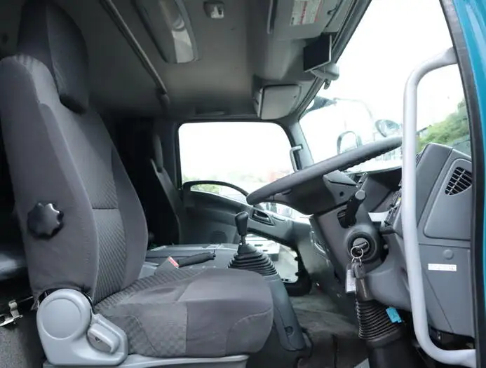 日産UD コンドル 中型/増トン ウイング パワーゲート エアサスの中古トラック画像10