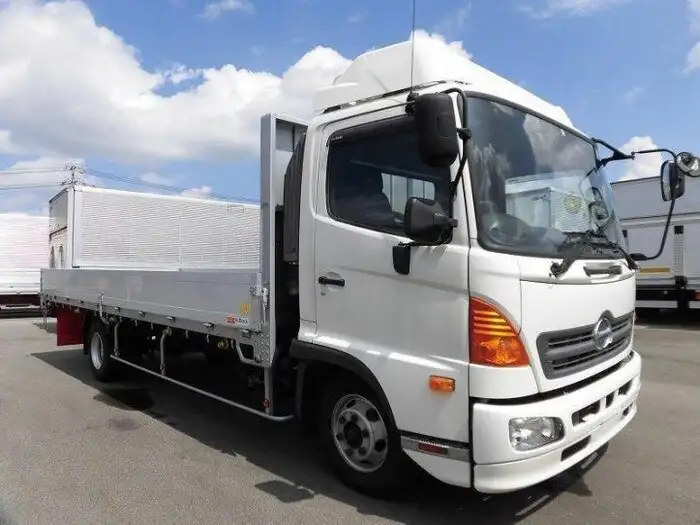 日野 レンジャー 中型/増トン 平ボディ アルミブロック TKG-FC9JKAAの中古トラック画像2