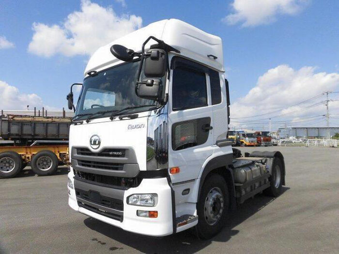 日産UD クオン 大型 トラクター ハイルーフ 1デフ｜画像1
