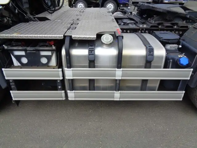 日野 プロフィア 大型 トラクター ハイルーフ 1デフの中古トラック画像15