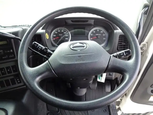 日野 プロフィア 大型 トラクター ハイルーフ 1デフの中古トラック画像9