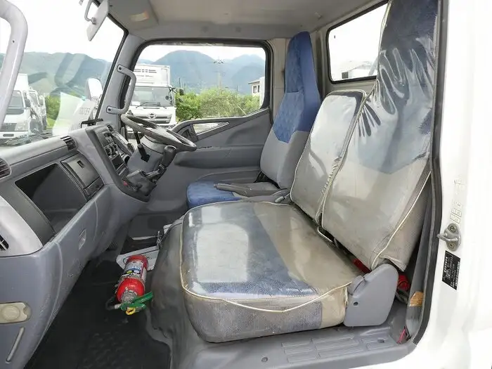三菱 キャンター 小型 タンク車 ローリー PA-FE73DBの中古トラック画像12
